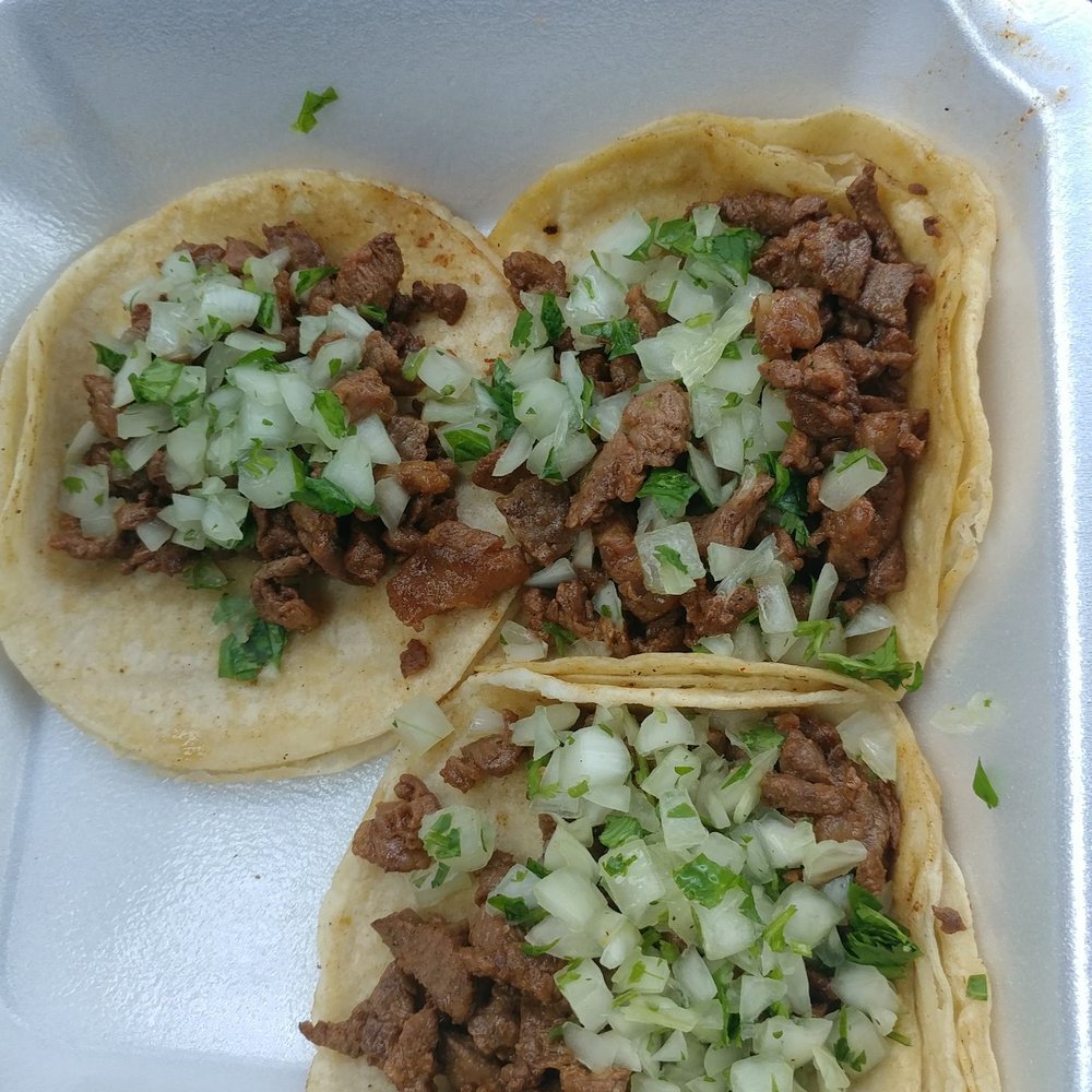 Taqueria La Bendición de Dios - Asada tacos, comes with onions and cilantro, not pictured is the lime and salsa verde...delicious. - Food Trucks Near Me - Melbourne, Florida