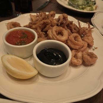 Donna's - Calamari - Italian Near Me - Los Angeles, California