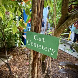 Ernest Hemingway Home - Cat Cemetery