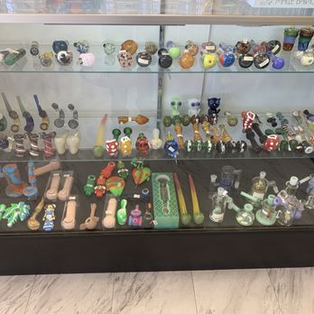 Cloud Bar Smokes and Vapes - Vape Shops Near Me - Centennial, Colorado