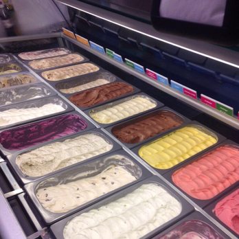 Icezeit - 24 Sorten - Ice Cream & Frozen Yogurt Near Me - Salzburg, 5