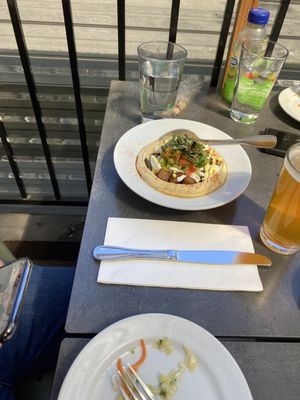 Oren's Hummus by null