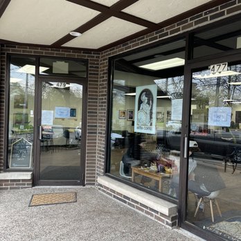 Astra Coffee Roasters - Coffee & Tea Near Me - Highland Park, Illinois
