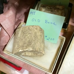 Franklin Antique Flea Market - Old Bone $2
