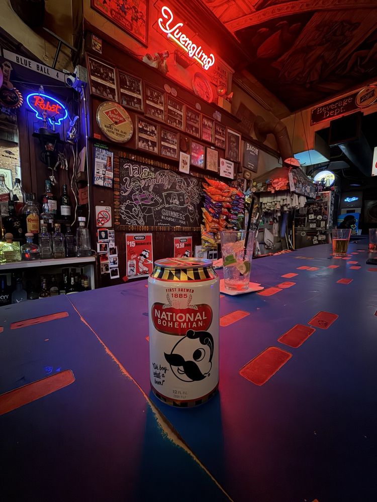 Social spots from Mount Royal Tavern