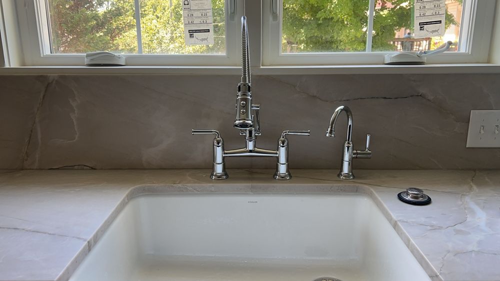 Slide of H&R Plumbing