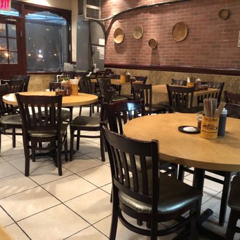 Com Tam Ninh Kieu - Inside - Vietnamese Near Me - Bronx, New York Com Tam Ninh Kieu - Inside - Vietnamese Near Me - Bronx, New York