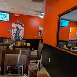 Sushi Spot - Pretty clean comfortable