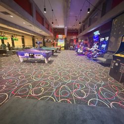 Mustang Lanes - Pool tables and arcade