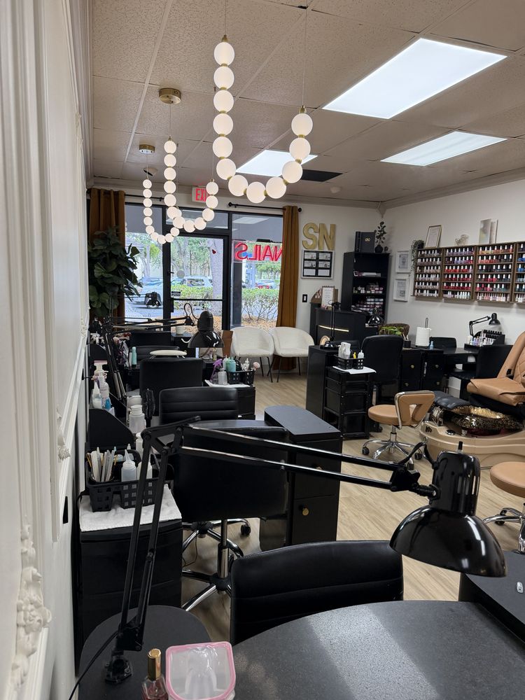 Signature Nails & Skin Care Spa Image