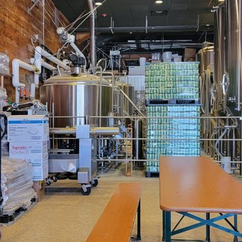 Barrow Brewing Company - Inside - Breweries Near Me - Salado, Texas Barrow Brewing Company - Inside - Breweries Near Me - Salado, Texas