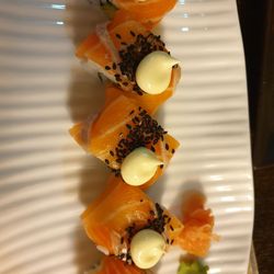 Oishii Sushi Bar - Red dragon