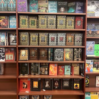 Indigo - Pointe Claire - Bookstores Near Me - Pointe-Claire, Quebec Indigo - Pointe Claire - Bookstores Near Me - Pointe-Claire, Quebec