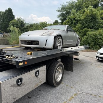 Silver Tide Towing - Roadside Assistance Near Me - Hendersonville , North Carolina Silver Tide Towing - Roadside Assistance Near Me - Hendersonville , North Carolina