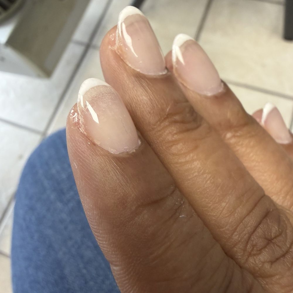 Kokomo Nails - Sloppy French - Nail Salons Near Me - Kokomo, Indiana