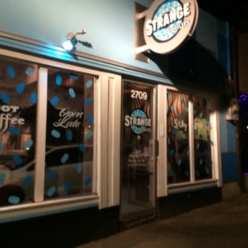 Strange Donuts - No line winter time - Donuts Near Me - Maplewood, Missouri