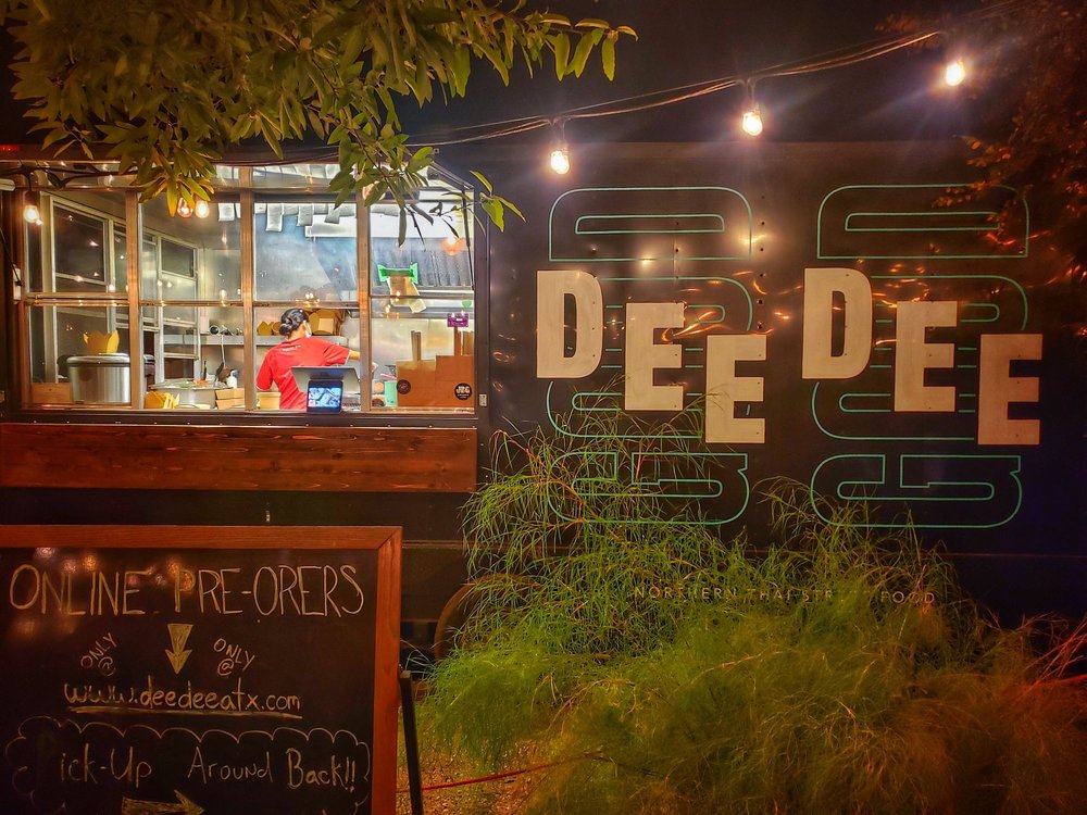 DEE DEE