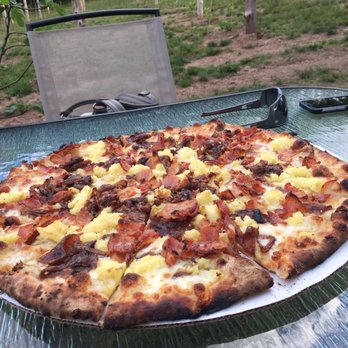 New Haven Pizza Truck - Food Trucks Near Me - North Haven, Connecticut