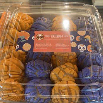 La Monarca Bakery & Cafe - Mini conchas - Bakeries Near Me - Pico Rivera, California