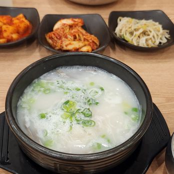 Dookbaeki Korean Restaurant - Korean Near Me - Edmonton, Alberta Dookbaeki Korean Restaurant - Korean Near Me - Edmonton, Alberta