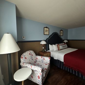 Graduate by Hilton Dallas - Room vibes - Hotels Near Me - Dallas, Texas