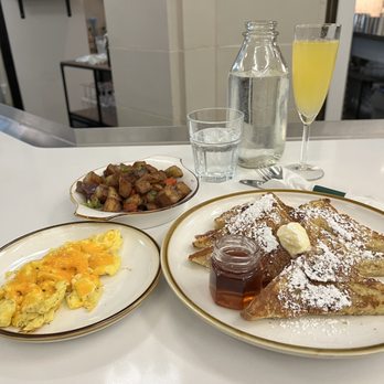 The Speckled Egg PGH - Brown Butter French Toast Local Pastured Egg Homefries Rene Geoffroy 'Expression' Brut, Champagne, France - Breakfast & Brunch Near Me - Pittsburgh, Pennsylvania