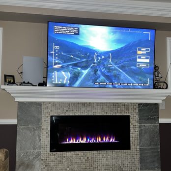 Handy Sandy's Installs & Customization - Wall mount TV - Flooring Near Me
