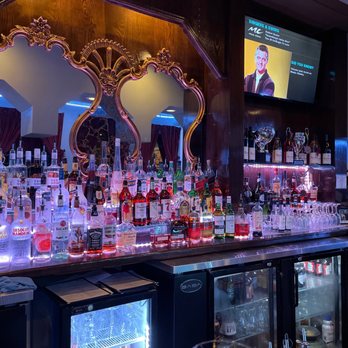 Acquaviva Ristorante Batavia - Bar - Italian Near Me - Batavia, Illinois Acquaviva Ristorante Batavia - Bar - Italian Near Me - Batavia, Illinois