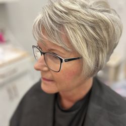 Hair Majesty