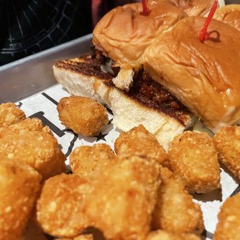 Bulldog Burger - Sloppy Joe Sliders w/ Tater Tots - Burgers Near Me - Tupelo, Mississippi