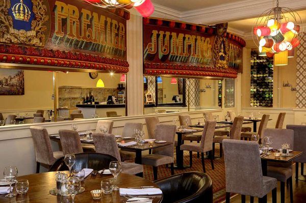 Crown & Mitre Hotel by null