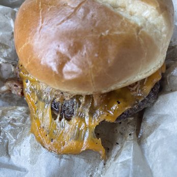 Charred Burger + Bar - Carolina BBQ burger - Burgers Near Me - Omaha, Nebraska