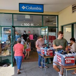 Columbia Factory Store - Front entry