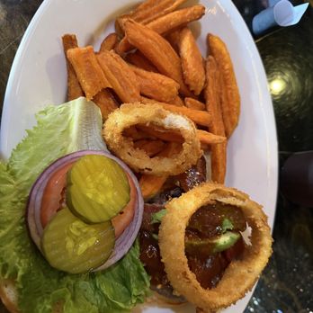 Dave's High Desert Grill - Valley Burger - Breakfast & Brunch Near Me - Albuquerque, Nebraska