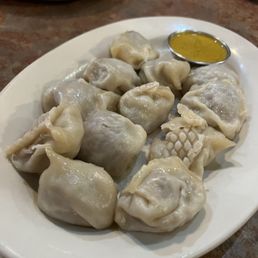 Yak Momo 6 Pcs