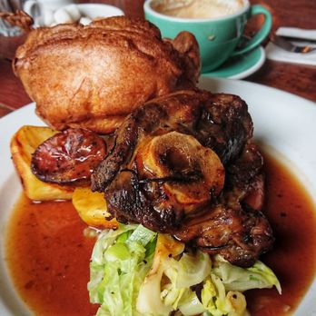 The Lion & Unicorn - Lamb roast £19 - Gastropubs Near Me - London, XGL The Lion & Unicorn - Lamb roast £19 - Gastropubs Near Me - London, XGL