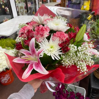 1800 Flowers - Alhambra - the custom bouquet I made - Florists Near Me - Alhambra, California