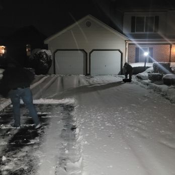 Bubba's Bins by ANJ - Clearing a driveway from snow - Snow Removal Near Me