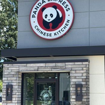 Panda Express - entrance - Chinese Near Me - Ashland, Virginia