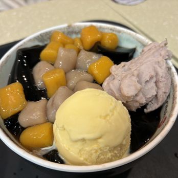 Meet Fresh - Double Taro Signature - Desserts Near Me - San Mateo, California Meet Fresh - Double Taro Signature - Desserts Near Me - San Mateo, California