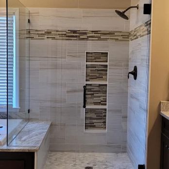 Paiz Home Services - a bathroom with a walk in shower - Home Organization Near Me Paiz Home Services - a bathroom with a walk in shower - Home Organization Near Me