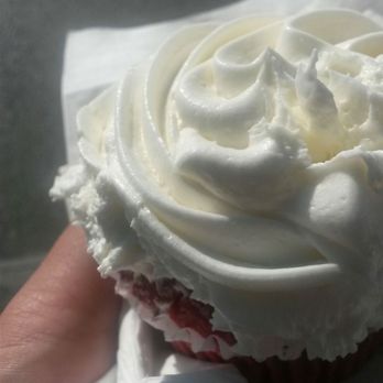 Baby Cakes - It was like this when I got it.. I'm sure they wouldn't let this happen for a catered occasion. - Bakeries Near Me - Willoughby, Ohio Baby Cakes - It was like this when I got it.. I'm sure they wouldn't let this happen for a catered occasion. - Bakeries Near Me - Willoughby, Ohio