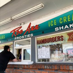 Exterior outside entrance of Roe Ann's Drive-In - Order window - Emmett, Idaho Exterior outside entrance of Roe Ann's Drive-In - Order window - Emmett, Idaho