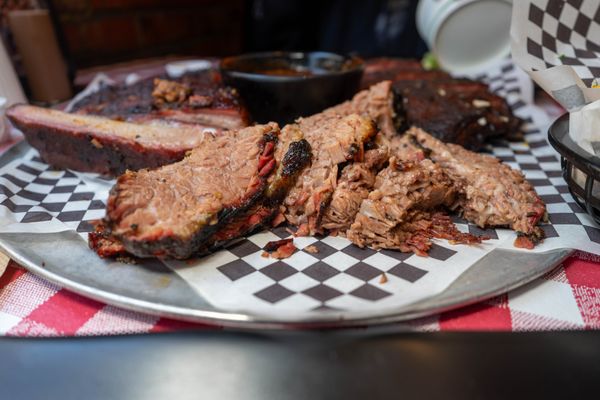 Armadillo Willy's BBQ by null
