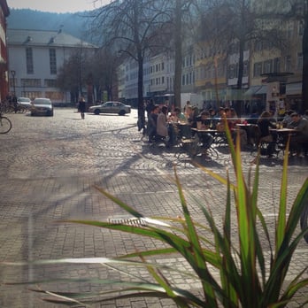 Die Kuh die lacht - Outside sitting area, right in the middld of hauptstrasse - Burgers Near Me - Heidelberg, BW Die Kuh die lacht - Outside sitting area, right in the middld of hauptstrasse - Burgers Near Me - Heidelberg, BW