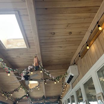 Harborside 1901 Bar & Grill - Seafood Near Me - Boothbay Harbor, Maine Harborside 1901 Bar & Grill - Seafood Near Me - Boothbay Harbor, Maine