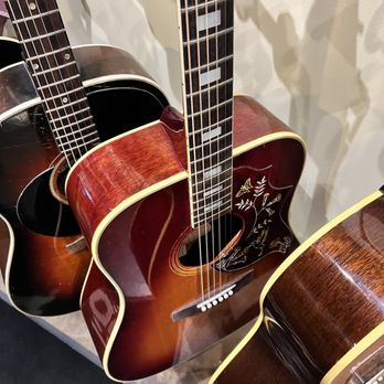 Carter Vintage Guitars - Guitar Stores Near Me - Nashville, Tennessee