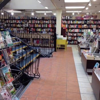 Renaud Bray - Bookstores Near Me - Montreal, Quebec Renaud Bray - Bookstores Near Me - Montreal, Quebec