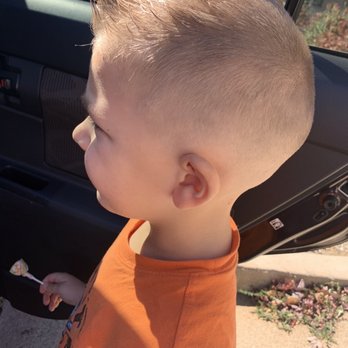 Lucky's Barber Shop - Hair cut! - Barbers Near Me - Tehachapi, California