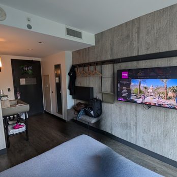 Moxy Chicago Downtown - No closet space - Hotels Near Me - Chicago, Illinois